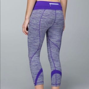 Lululemon Run: Inspire Crop II Luxtreme purple